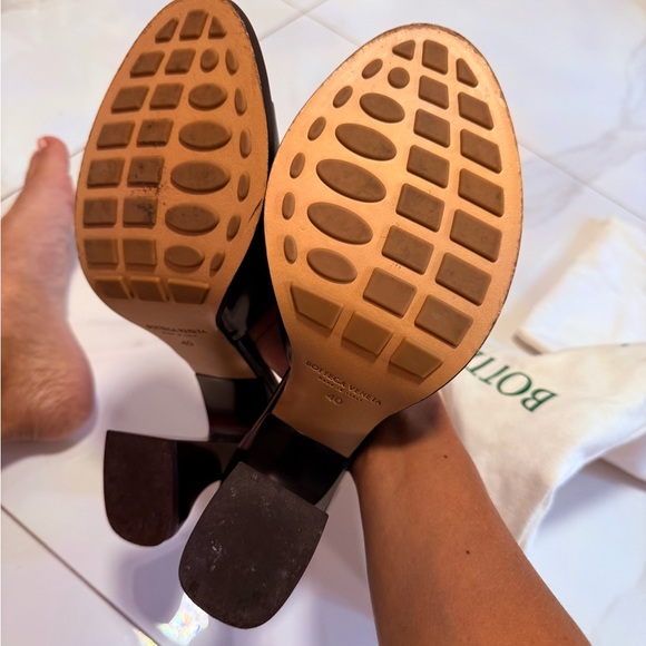 BRAND NEW Bottega Veneta Black Women's Sandals - Picture 11 of 11